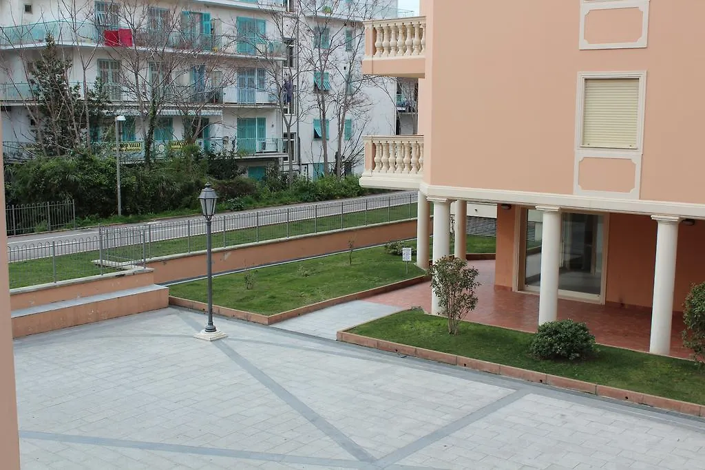 Appartamento Geranei Arma di Taggia Lejlighed